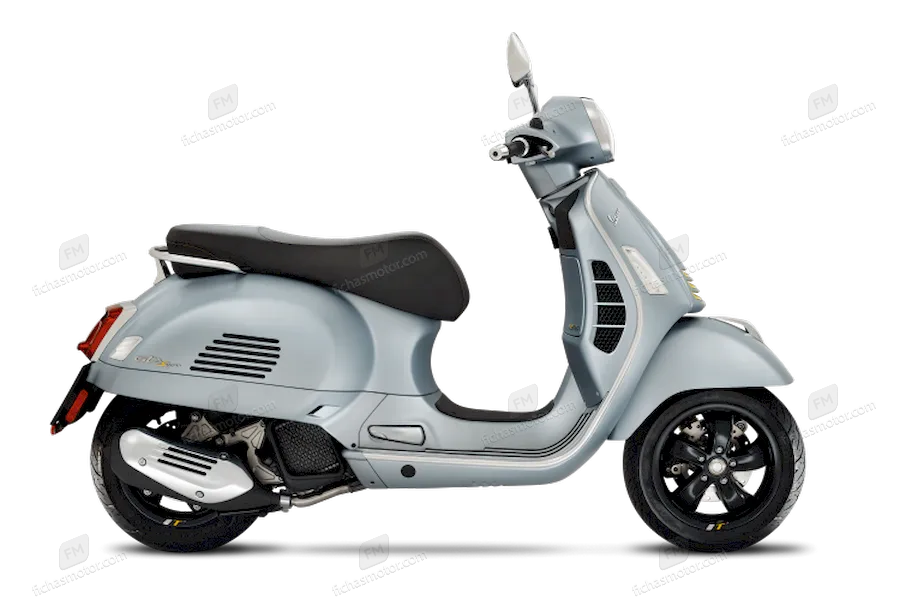 2021 model Vespa GTS Super 125 Tech motosikletin görüntüsü