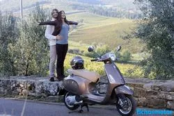 Image of the Vespa primavera 50 2015 motorcycle