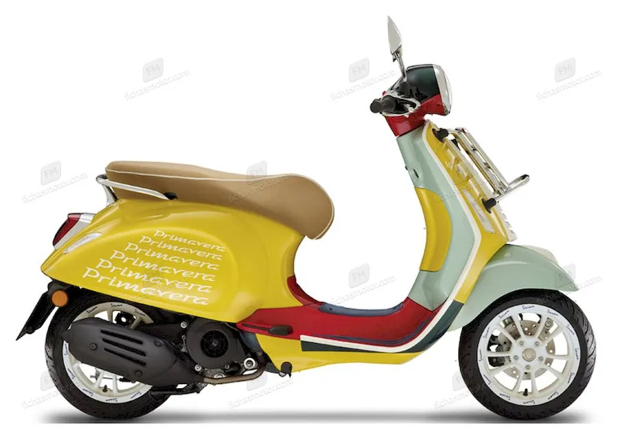 Image of the Vespa Primavera Sean Wotherspoon 150 motorcycle of the year 2021