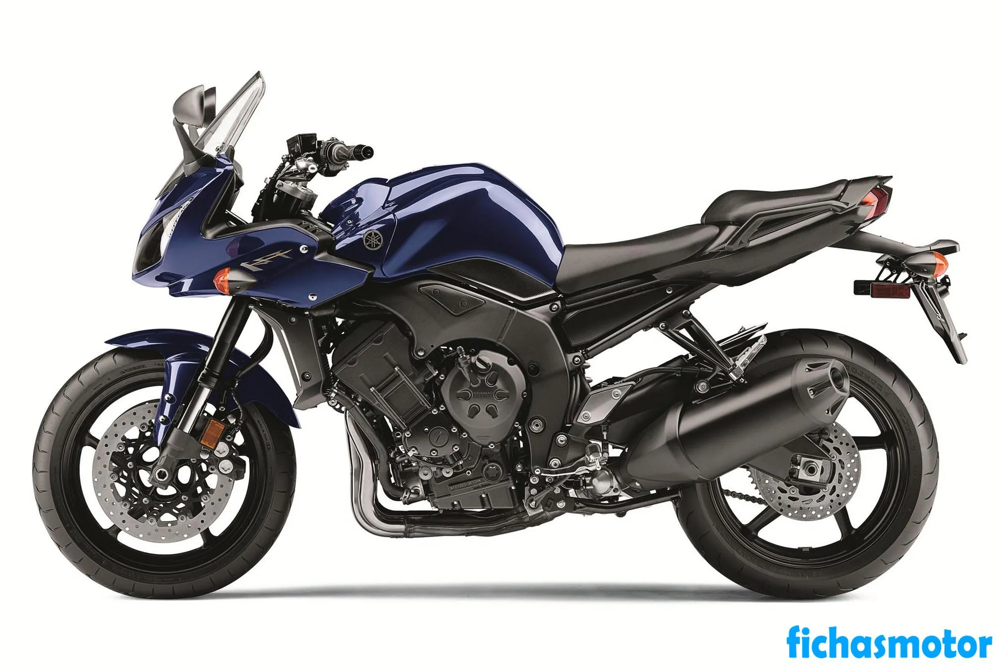 Imagem da motocicleta Yamaha fz1 do ano de 2013