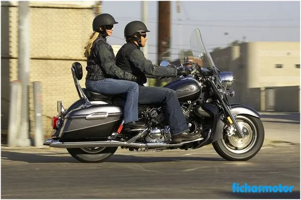 Изображение на мотоциклета Yamaha royal star tour deluxe на 2009 г