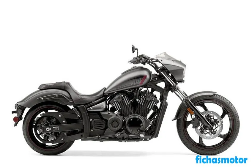 2017年のYamaha stryker bullet cowlオートバイのイメージ