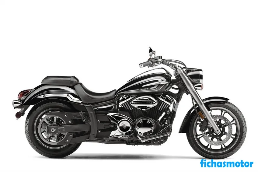 2015 model Yamaha v star 950 motosikletin görüntüsü