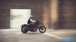 Image de la moto Yamaha xv950r 2018